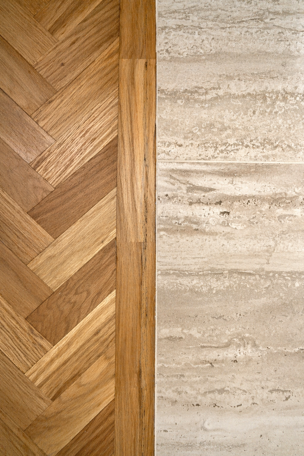 Finition de jonction entre parquet et carrelage dans le projet