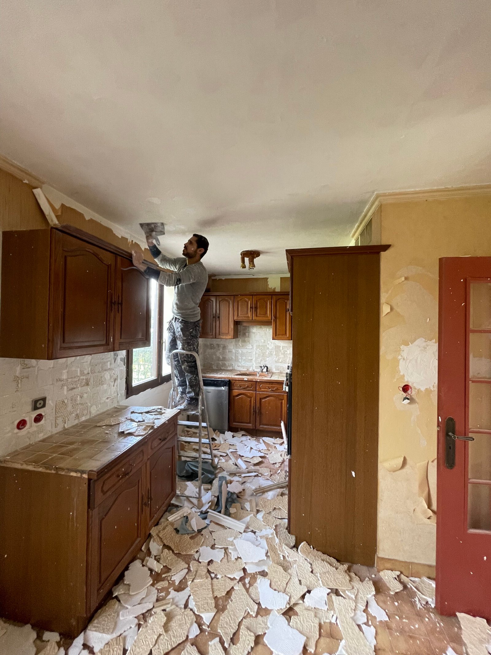 Travaux de rénovation partielle d’une cuisine à Magny-les-Hameaux